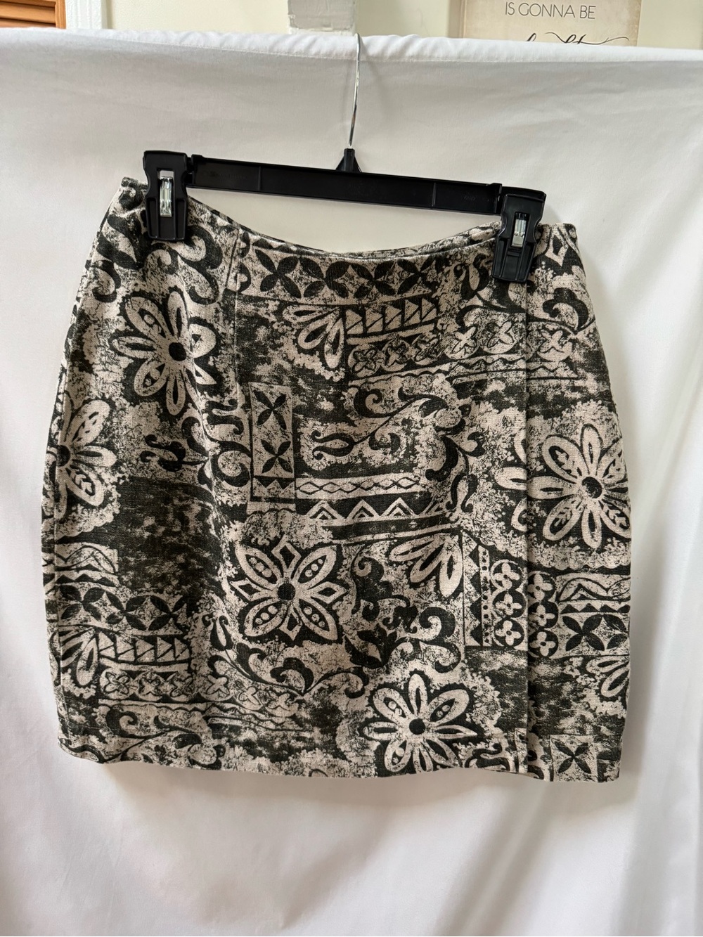 VTG Ann Taylor Cream Olive Green Floral Block Print Wrap Skirt Size 10